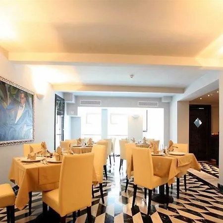 Hotel Vigo 4*